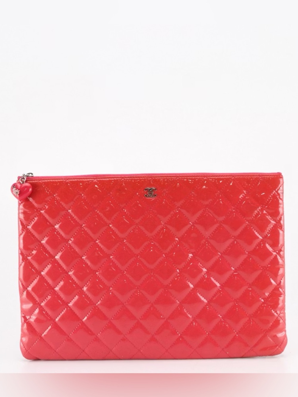 CHANEL 2014 Patent Leather Valentine Hearts Medium O-Case Clutch Bag